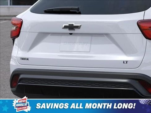 New 2026 Chevrolet Trax LT w/ Driver Confidence Package FWD image 14