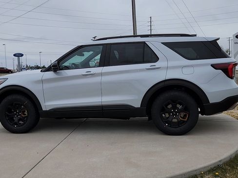 New 2026 Ford Explorer Tremor AWD/4WD image 2