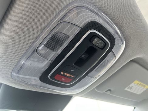 Used 2024 Hyundai Elantra Limited FWD image 27