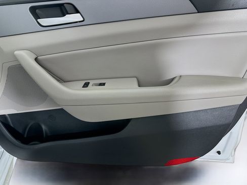 Used 2018 Hyundai Sonata SEL FWD image 30