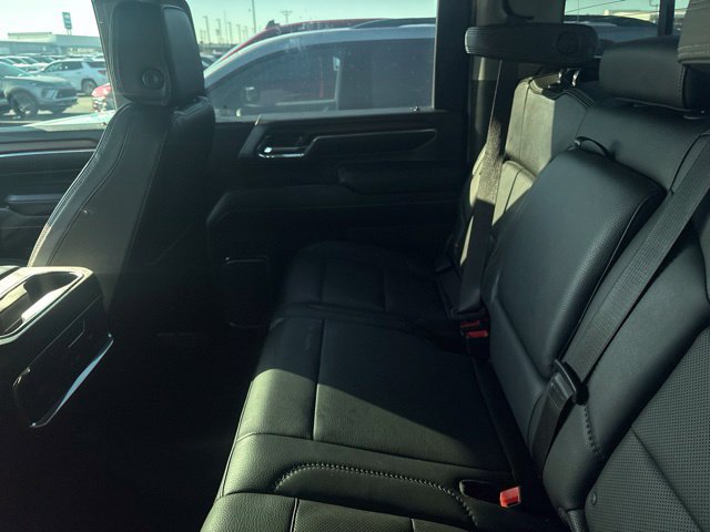 Used 2024 GMC Sierra 3500 Denali w/ Denali Reserve Package AWD/4WD image 8