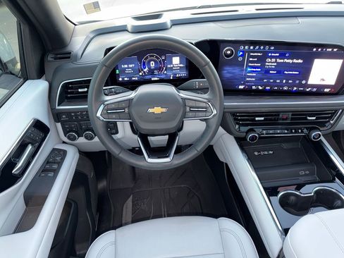 Used 2025 Chevrolet Tahoe Premier w/ Sun And Tow Package image 15