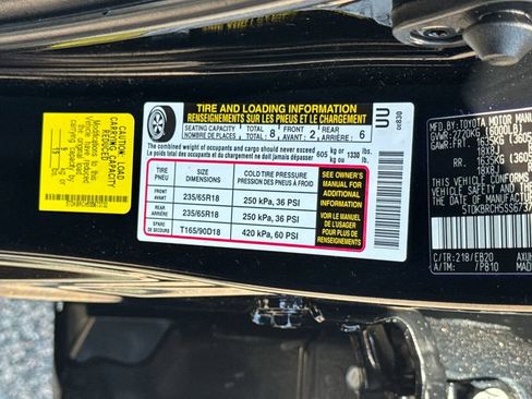 Used 2025 Toyota Highlander XLE AWD/4WD image 51