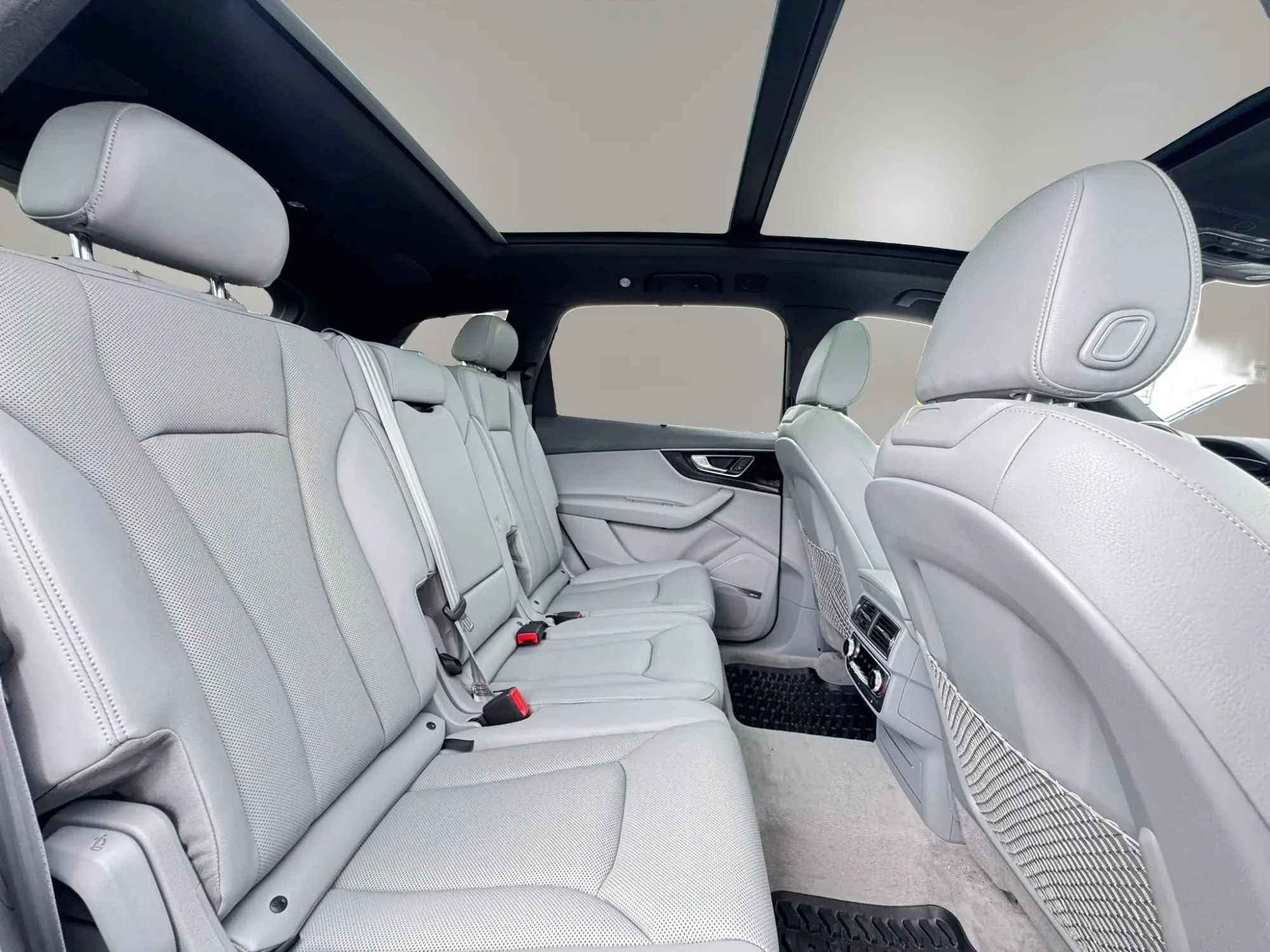 Used 2017 Audi Q7 3.0T Prestige AWD/4WD image 14