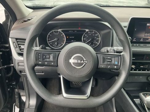 Used 2023 Nissan Rogue SV AWD/4WD image 18