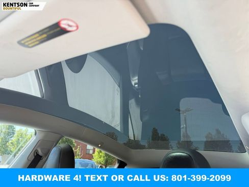 Used 2023 Tesla Model Y Long Range AWD/4WD image 24