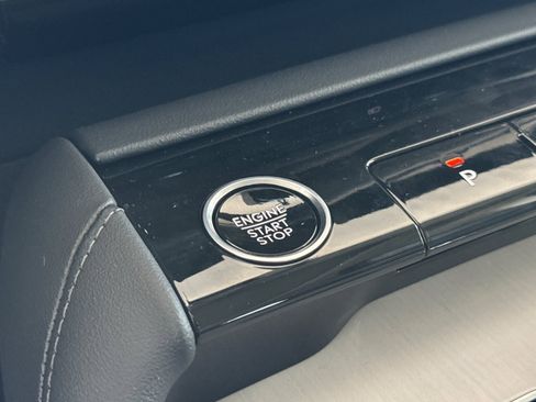 New 2025 Lincoln Navigator L Reserve image 20