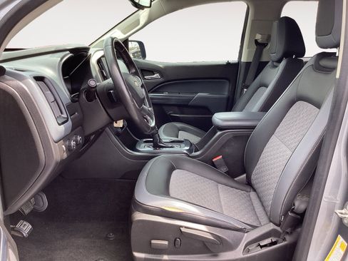 Used 2018 Chevrolet Colorado Z71 AWD/4WD image 27