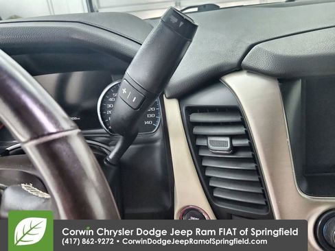 Used 2019 GMC Yukon XL Denali w/ Open Road Package image 29