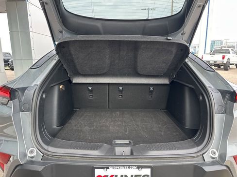 Used 2025 Buick Envista Preferred image 13