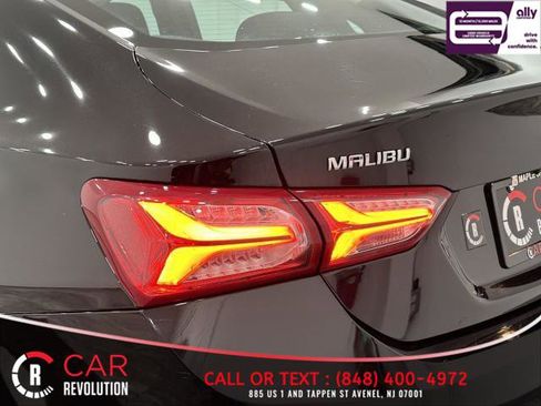 Used 2021 Chevrolet Malibu LT image 50