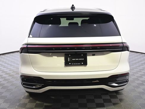 New 2026 Lincoln Nautilus Reserve AWD/4WD image 5