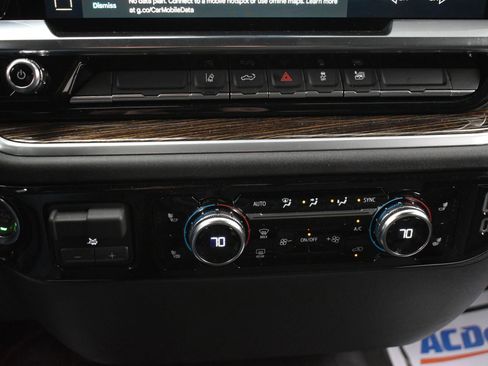 Used 2026 GMC Sierra 2500 SLE w/ SLE Value Package; image 28