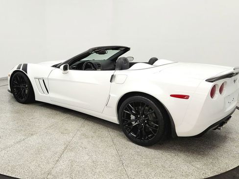 Used 2010 Chevrolet Corvette Grand Sport w/ Preferred Equipment Group RWD image 3