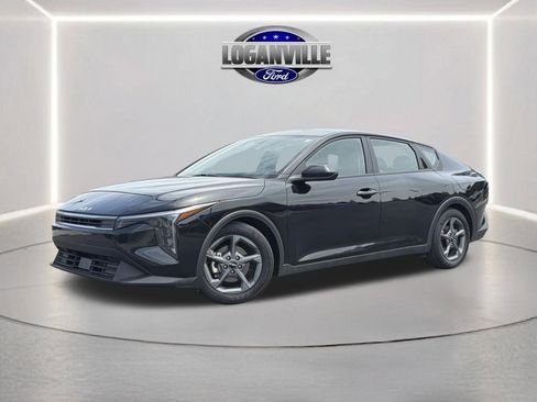 Used 2025 Kia K4 FWD image 1