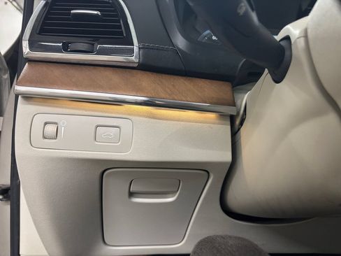 Used 2017 Volvo XC90 T6 Inscription w/ Vision Package AWD/4WD image 29