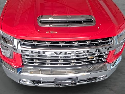 Used 2022 Chevrolet Silverado 2500 LTZ w/ LTZ Premium Package AWD/4WD image 16