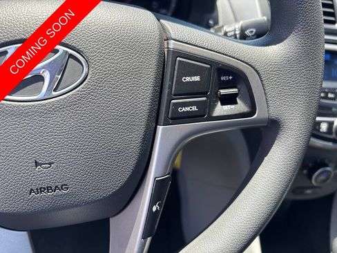 Used 2016 Hyundai Accent SE w/ Option Group 02 FWD image 19