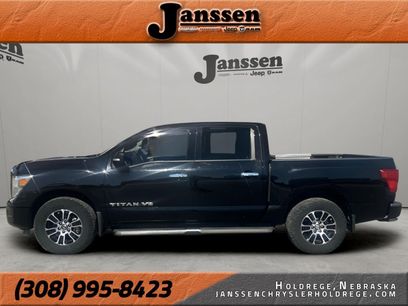 Used 2020 Nissan Titan SV w/ SV Convenience Package