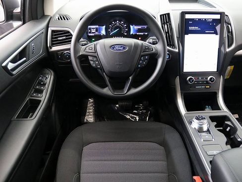 New 2024 Ford Edge SE image 14