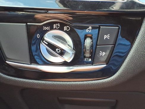 Used 2019 BMW M550i xDrive w/ Premium Package image 15