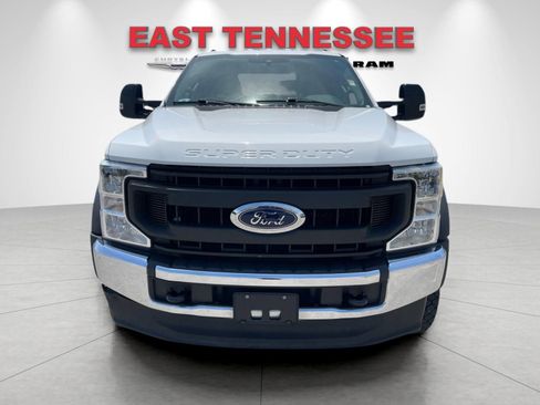 Used 2020 Ford F550 4x4 Crew Cab Super Duty w/ Power Equipment Group image 9