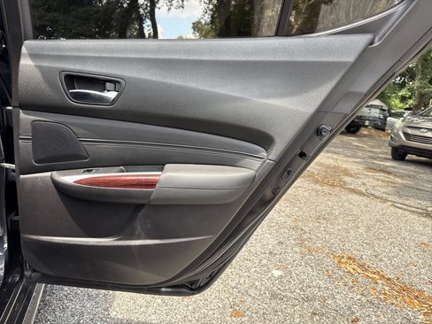 Used 2015 Acura TLX w/ Technology Package FWD image 30