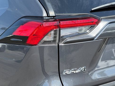 Certified 2020 Toyota RAV4 LE w/ All Weather Liner Package FWD image 33