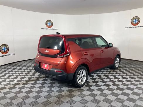 Used 2022 Kia Soul LX w/ Technology Package image 17