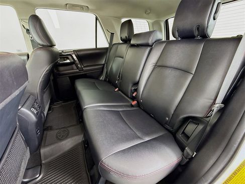 Used 2018 Toyota 4Runner TRD Off-Road Premium image 23