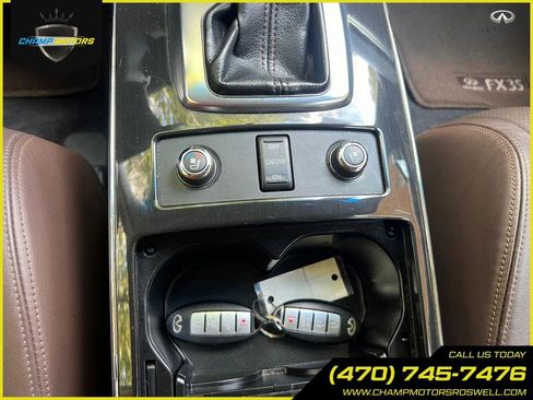Used 2011 INFINITI FX35 2WD w/ Premium Pkg image 29