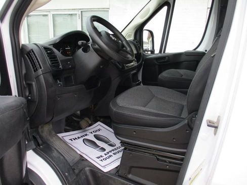 Used 2023 RAM ProMaster 2500 FWD image 10