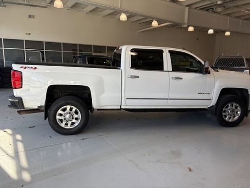 Used 2015 Chevrolet Silverado 2500 LTZ w/ Snow Plow Prep Package image 6