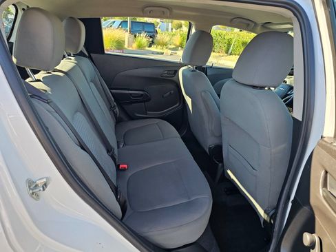 Used 2020 Chevrolet Sonic LT FWD image 29