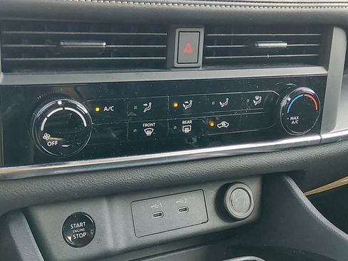 Certified 2024 Nissan Rogue S FWD image 21