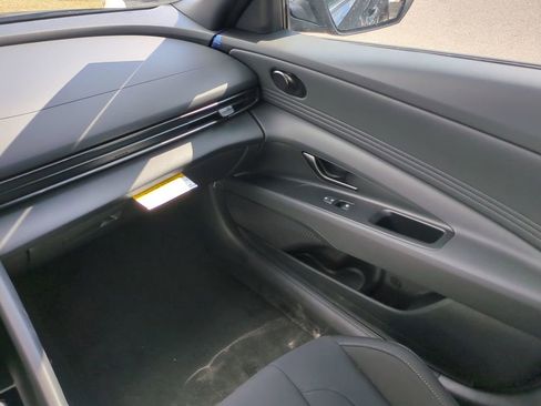 New 2026 Hyundai Elantra SEL Sport Premium FWD image 18