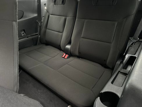 Used 2022 Ford Explorer XLT image 15