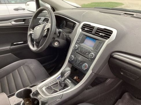 Used 2014 Ford Fusion SE image 19