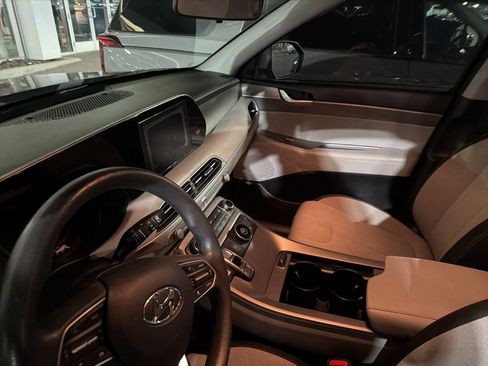 Used 2020 Hyundai Palisade SE image 12
