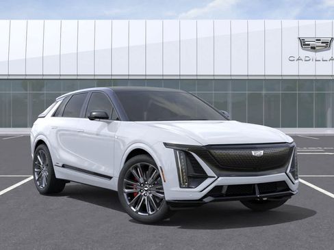 New 2026 Cadillac Lyriq V image 7