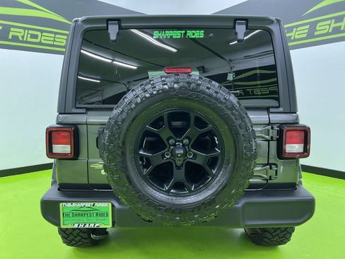 Used 2020 Jeep Wrangler Sport AWD/4WD image 8