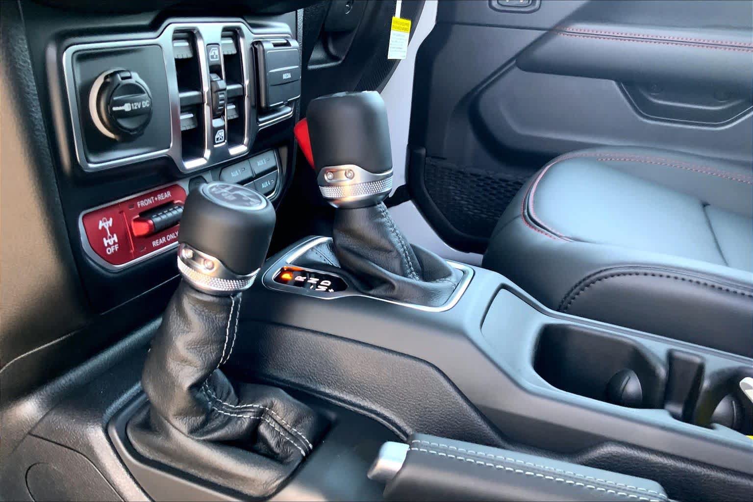 New 2026 Jeep Wrangler Unlimited Rubicon 392 w/ Quick Order Package 27X Moab AWD/4WD image 7