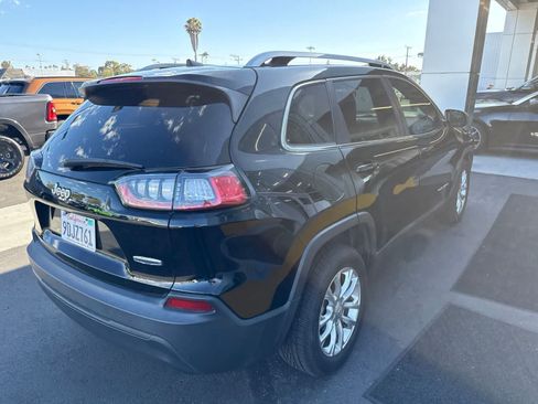 Used 2019 Jeep Cherokee Latitude w/ Popular Appearance Group FWD image 12