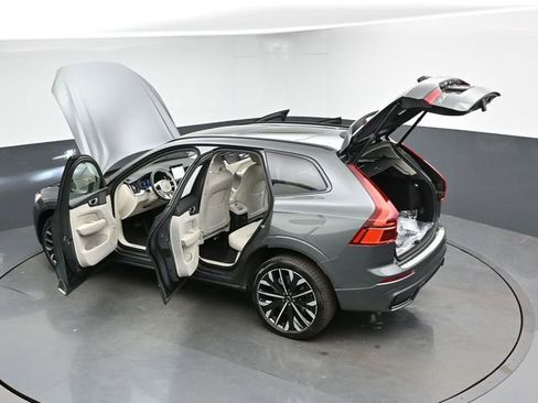 New 2026 Volvo XC60 T8 Ultra w/ Protection Package Premier AWD/4WD image 53