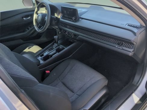 Certified 2023 Honda Accord LX image 19