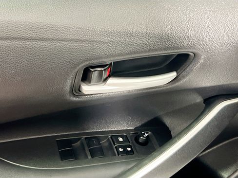 Used 2021 Toyota Corolla SE FWD image 16