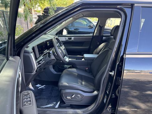 Used 2025 Hyundai Santa Fe SEL AWD/4WD image 4