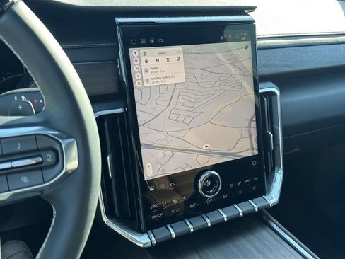 Used 2026 GMC Acadia Denali Ultimate w/ LPO, All-Weather Package image 24