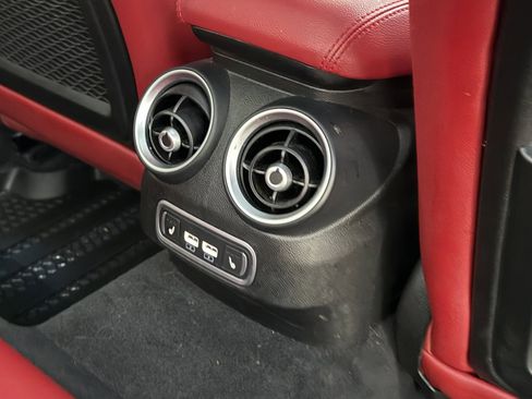 Used 2022 Alfa Romeo Giulia Veloce image 27