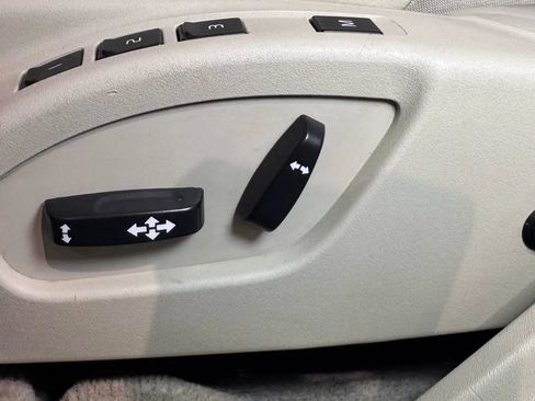 Used 2015 Volvo S60 T5 Premier image 11